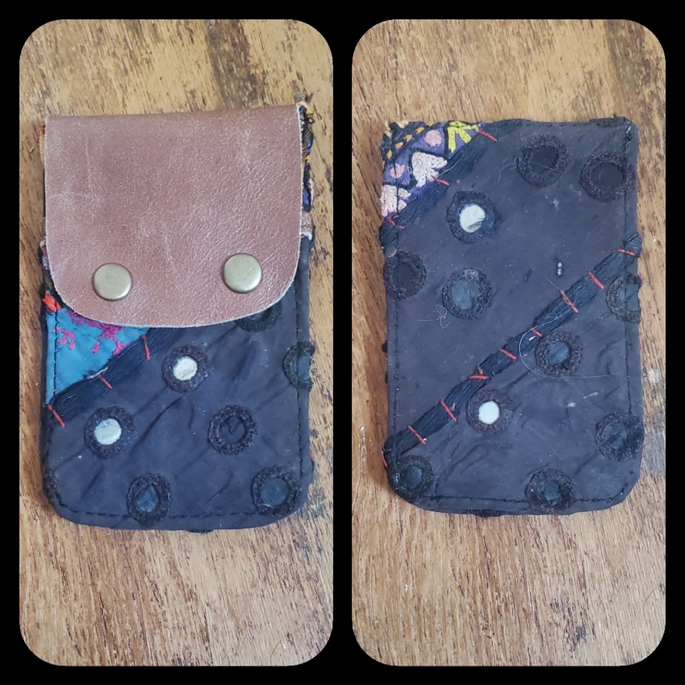 🫡🧀 Free People Boho Embroidered Repurposed vtg banjara hippie Wallet card case